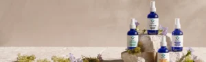 Bodegón de esencias florales para sanación energética y bienestar emocional.